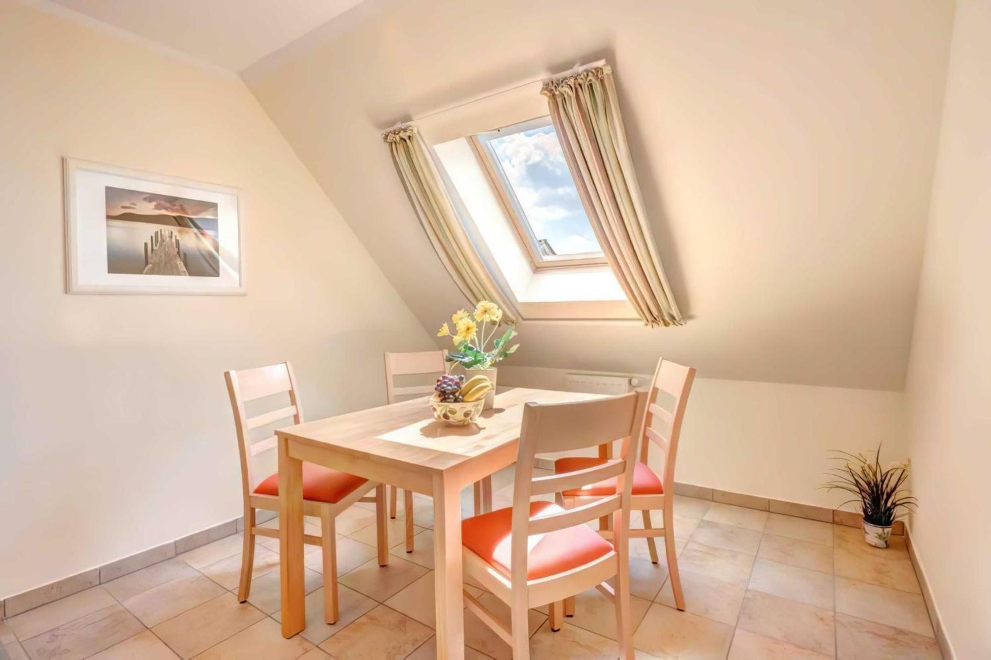 Villa Zum Ostseestern, App 2 제바트헤링스도르프 외부 사진
